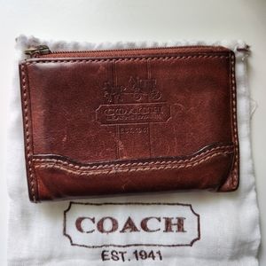 Coach brown leather small wallet🤎